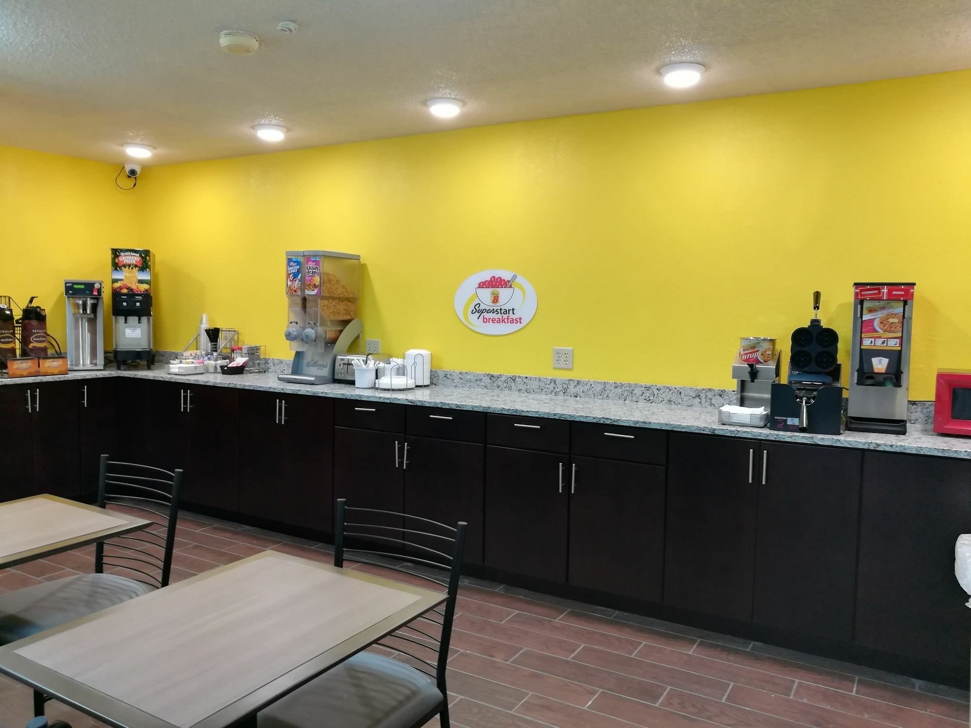 Super 8 By Wyndham Keokuk Exterior foto